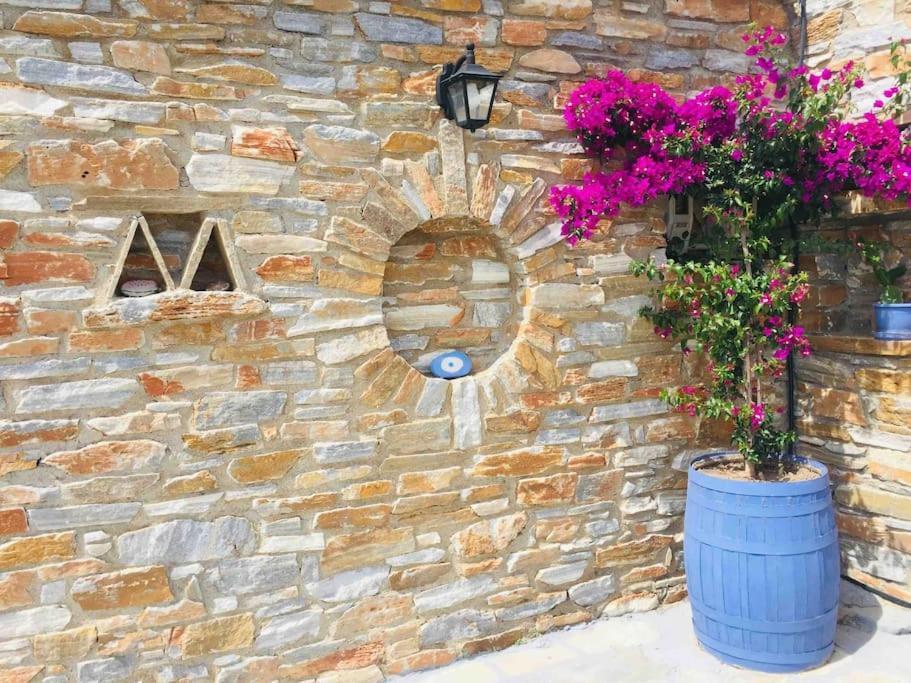 Cozy, Newly Renovated Apartment In Gavrio. エクステリア 写真